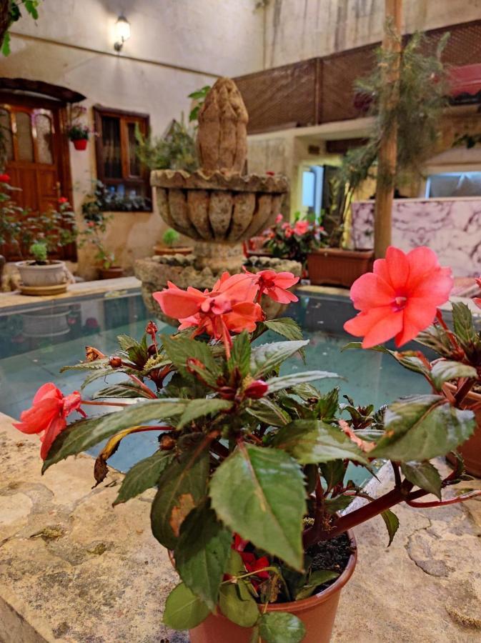 שנליאורפה Sarkciragan Konak Boutique Hotel מראה חיצוני תמונה